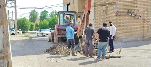 اصلاح و رفع پس زدگی شبکه فاضلاب در خرمشهر