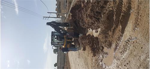 پاکسازی انشعابات غیرمجاز آب در محله مسکن مهر سوسنگرد