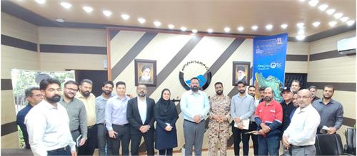 همزمان با روز جهانی کار و کارگر از 10 نفر کارگر نمونه آبفا منطقه خرمشهر تجلیل شد